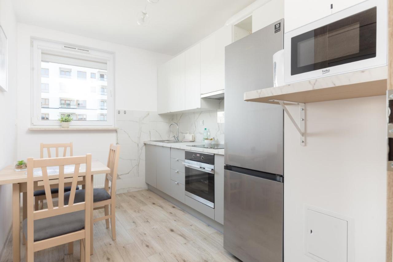 Metro Targowek Homely Apartment วอร์ซอ ภายนอก รูปภาพ